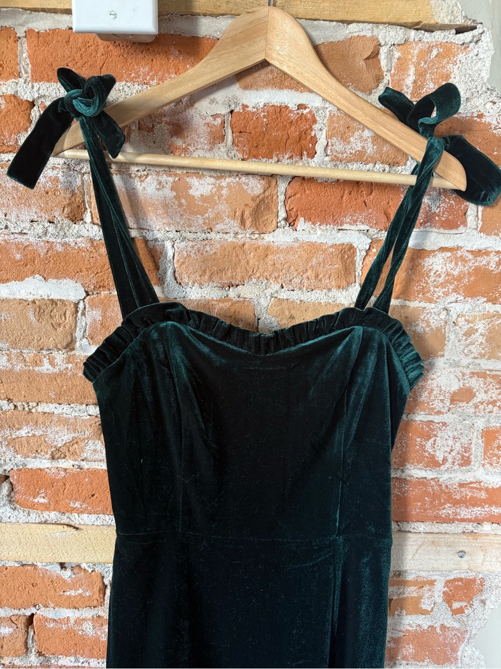 Belle & Bloom Dark Green Velvet Midi Dress with Tie Straps - Picture 3 of 5